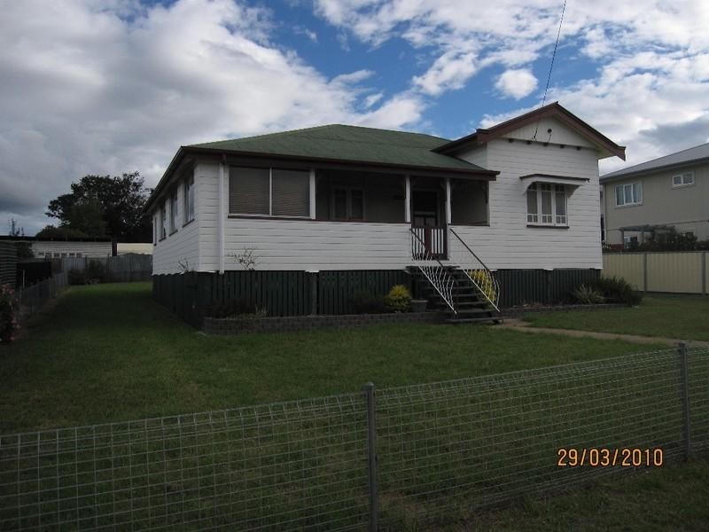 94 Wood Street, Warwick QLD 4370