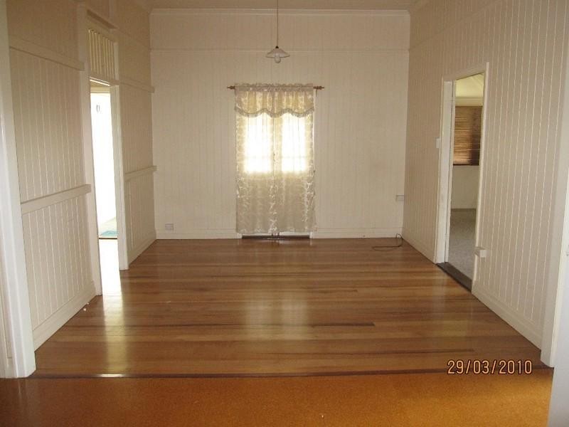 94 Wood Street, Warwick QLD 4370