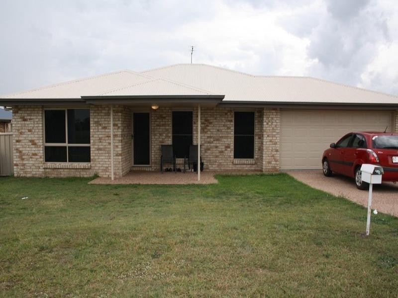 73 East Street, Warwick QLD 4370