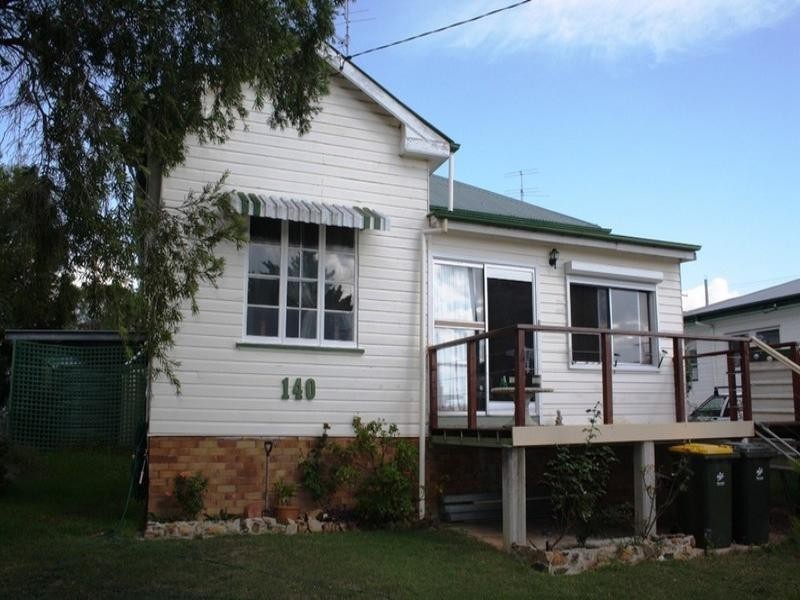 140 Pratten Street, Warwick QLD 4370