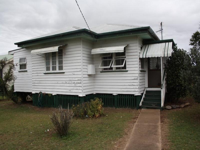 4 Market Square, Warwick QLD 4370