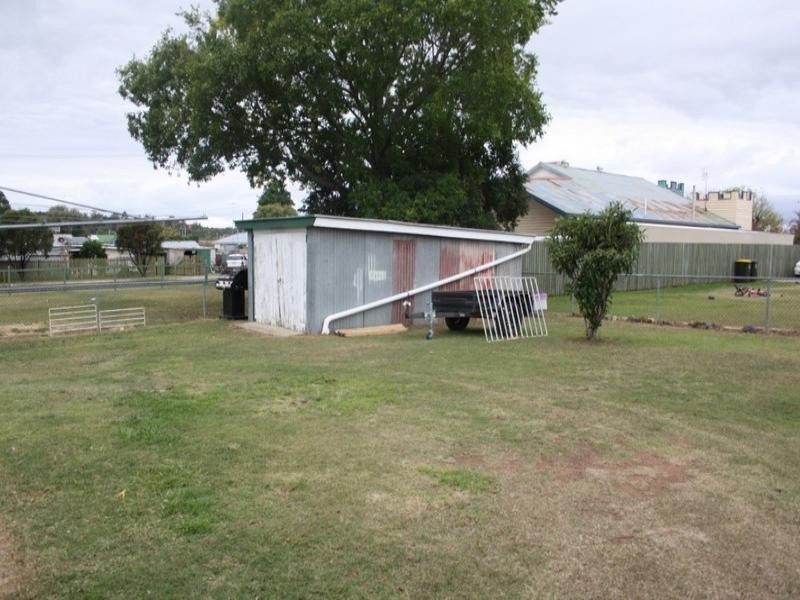 4 Market Square, Warwick QLD 4370