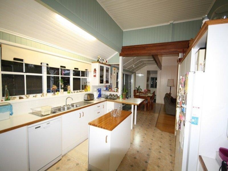 140 Ogilvie Road, Warwick QLD 4370