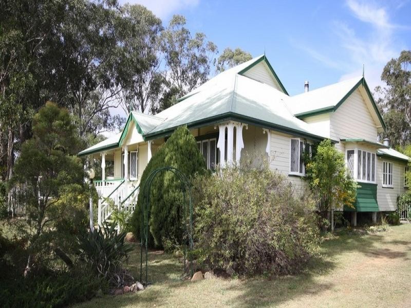 140 Ogilvie Road, Warwick QLD 4370