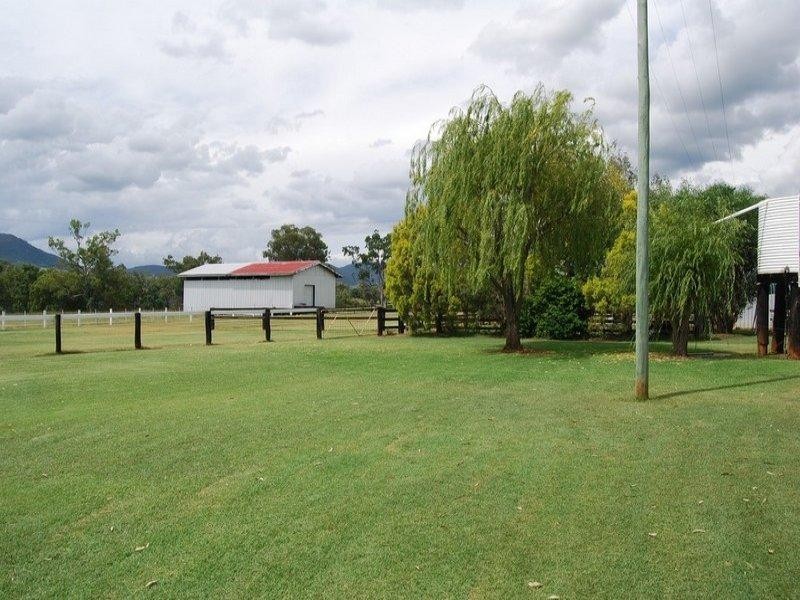 208 Markeys Lane, Yangan QLD 4371