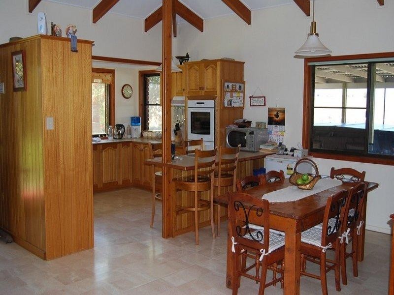 208 Markeys Lane, Yangan QLD 4371