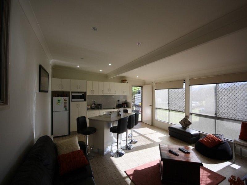 9 Acacia Street, Killarney QLD 4373