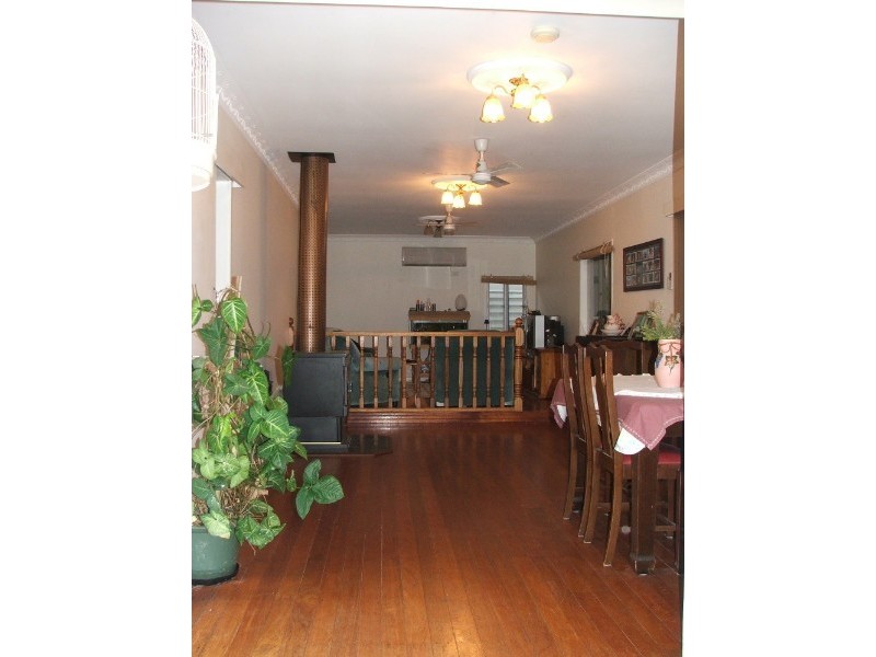 73 Little Warner Street, Warwick QLD 4370