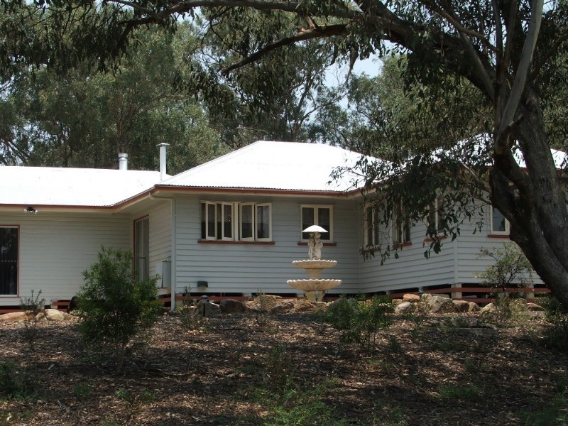 73 Little Warner Street, Warwick QLD 4370