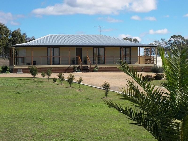 175 Connells Bridge Road, Warwick QLD 4370