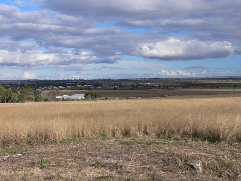 38 Elphinstone Road, Allora QLD 4362