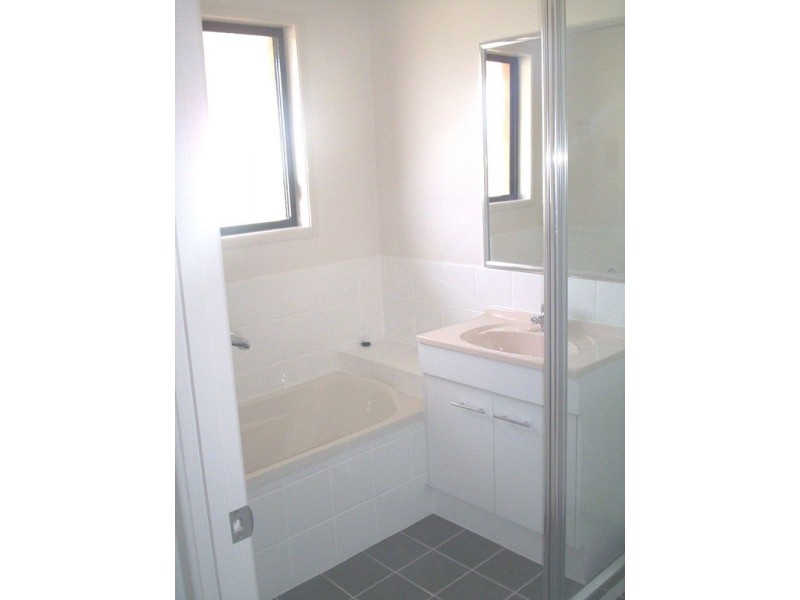 4 Coorey Place, Warwick QLD 4370