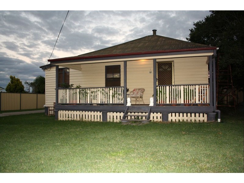 68 Myrtle Avenue, Warwick QLD 4370