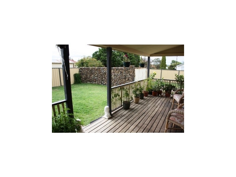 68 Myrtle Avenue, Warwick QLD 4370