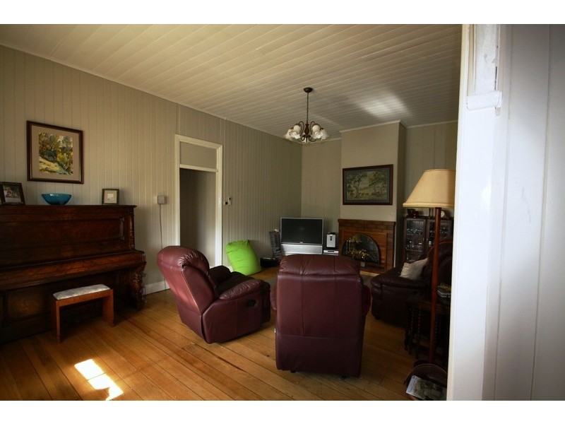 30 Dragon Street, Warwick QLD 4370