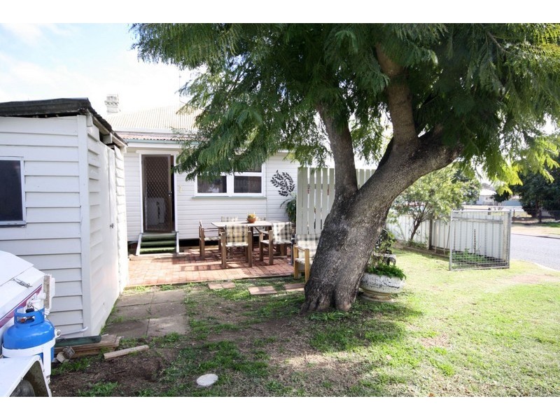 30 Dragon Street, Warwick QLD 4370