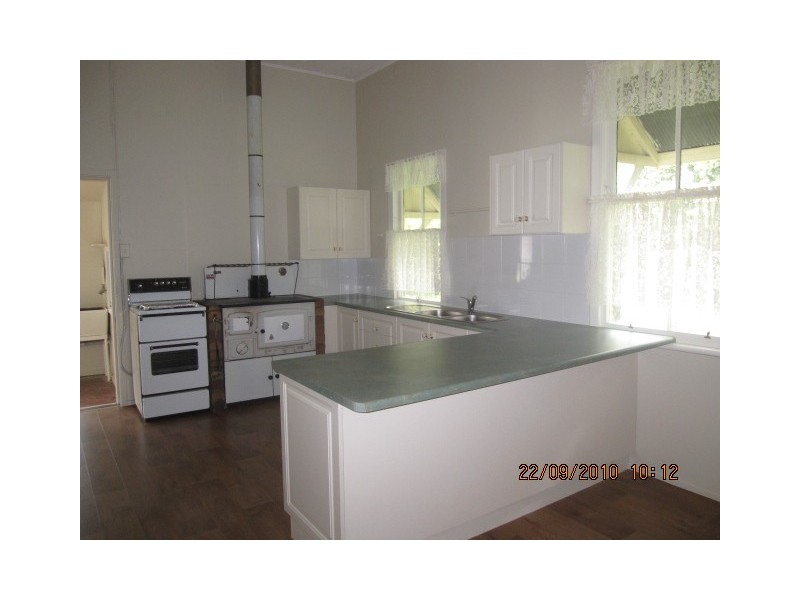 62 Wood Street, Warwick QLD 4370