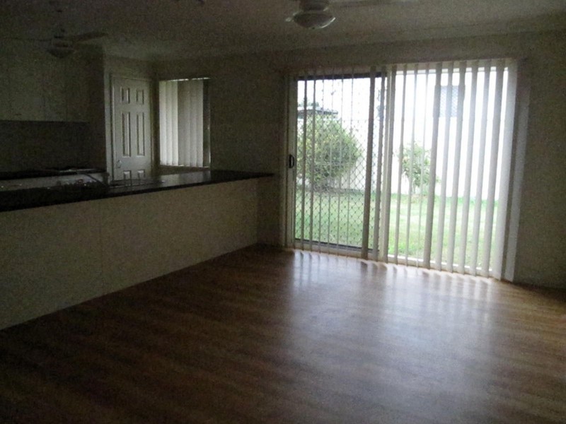 27 Stewart Avenue, Warwick QLD 4370