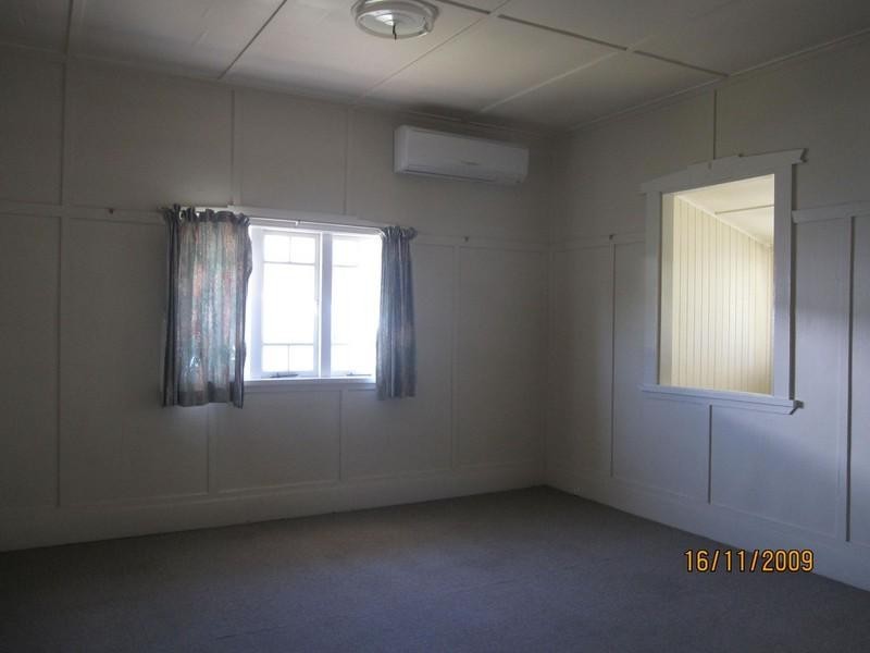 20 Gore Street, Warwick QLD 4370