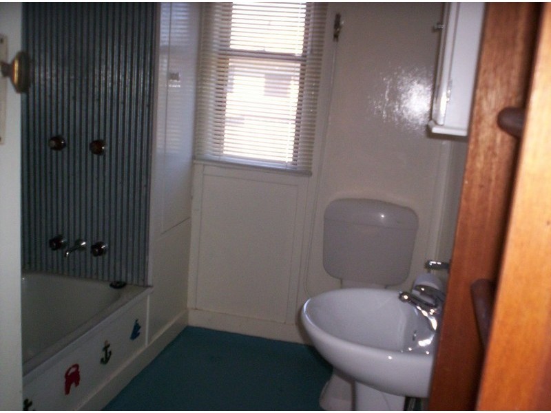 4 Thomas Street, Warwick QLD 4370