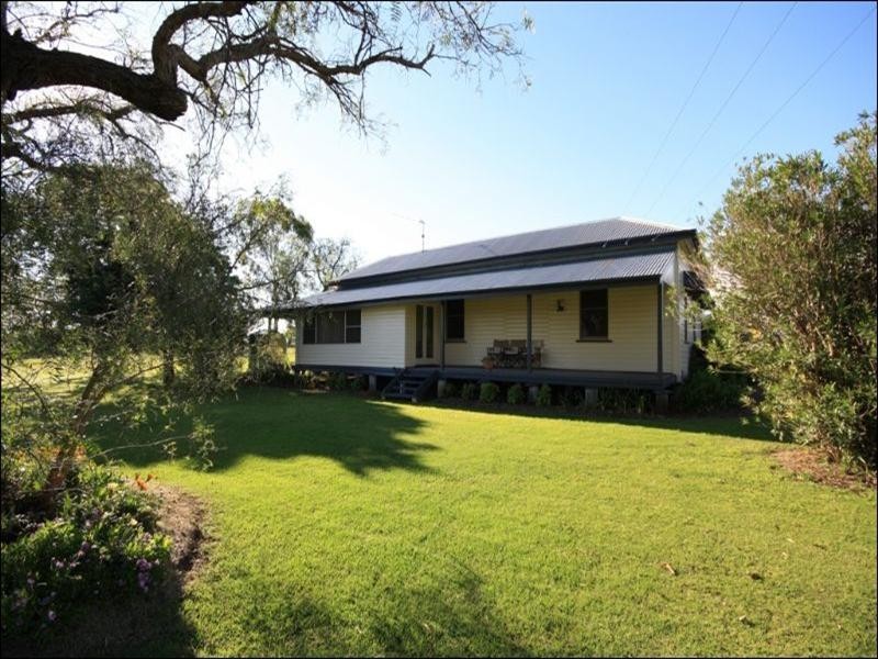 Junabee QLD 4370