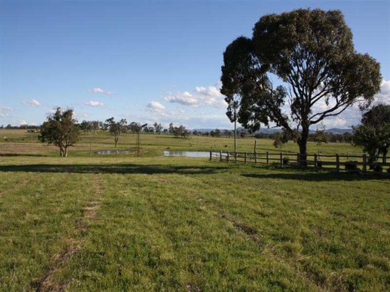 Junabee QLD 4370