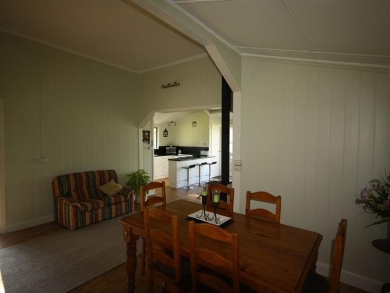 Junabee QLD 4370