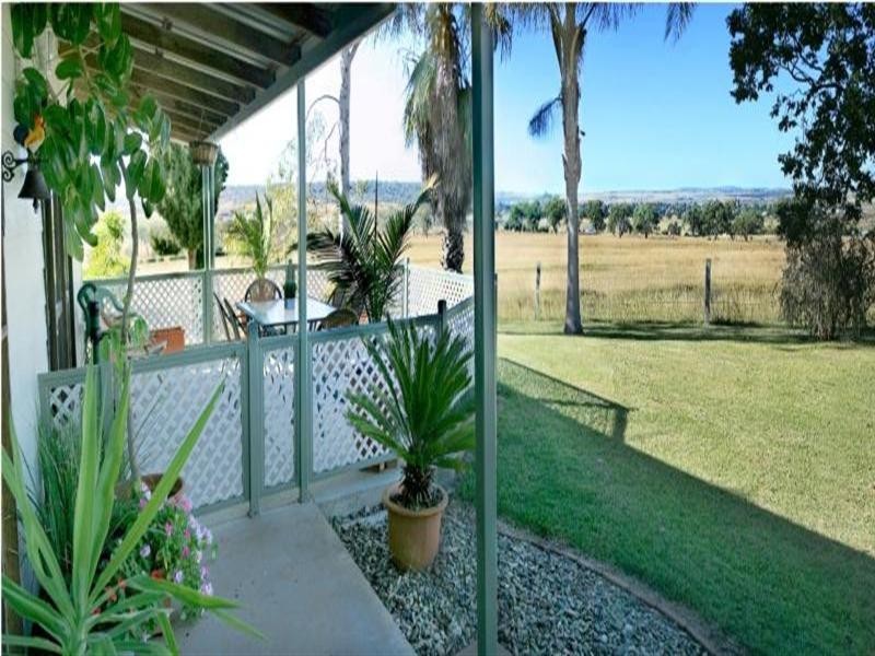 28 Dennys Road, Allora QLD 4362