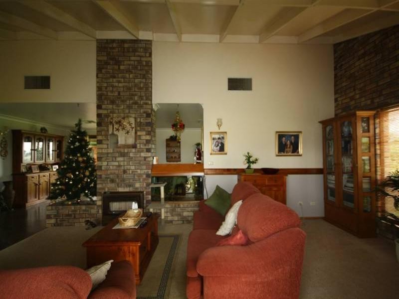 28 Dennys Road, Allora QLD 4362