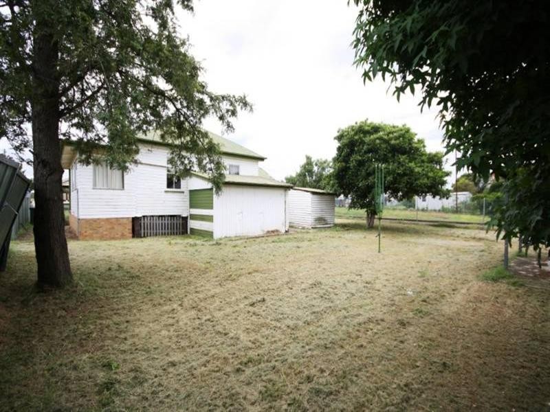 50 Lyons Street, Warwick QLD 4370