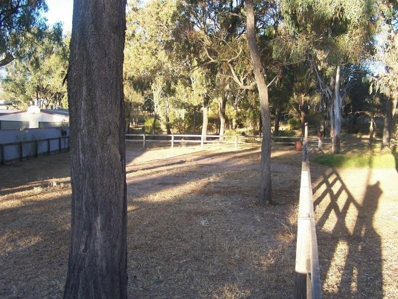 64 Law Road, Warwick QLD 4370