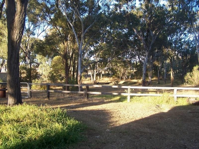 64 Law Road, Warwick QLD 4370