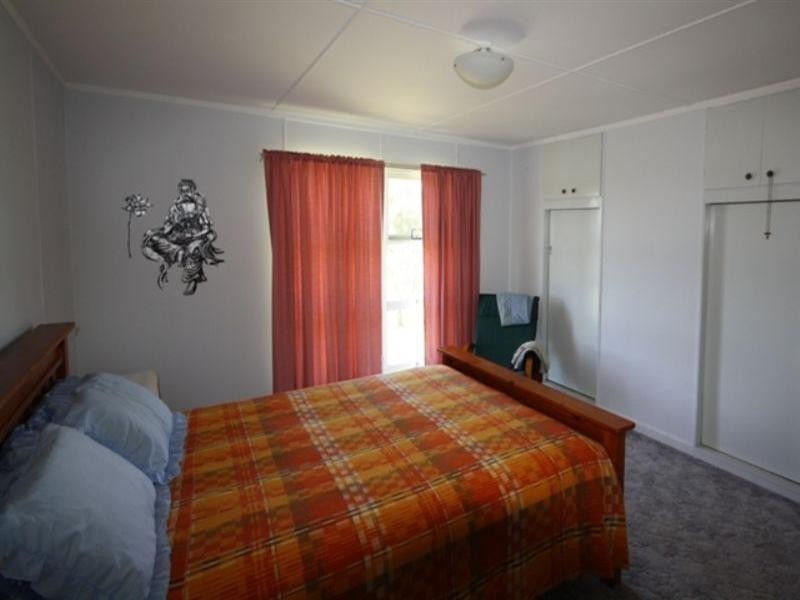 136 Locke Street, Warwick QLD 4370