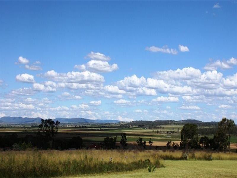 197 Kirklands Rd Deuchar, Warwick QLD 4370