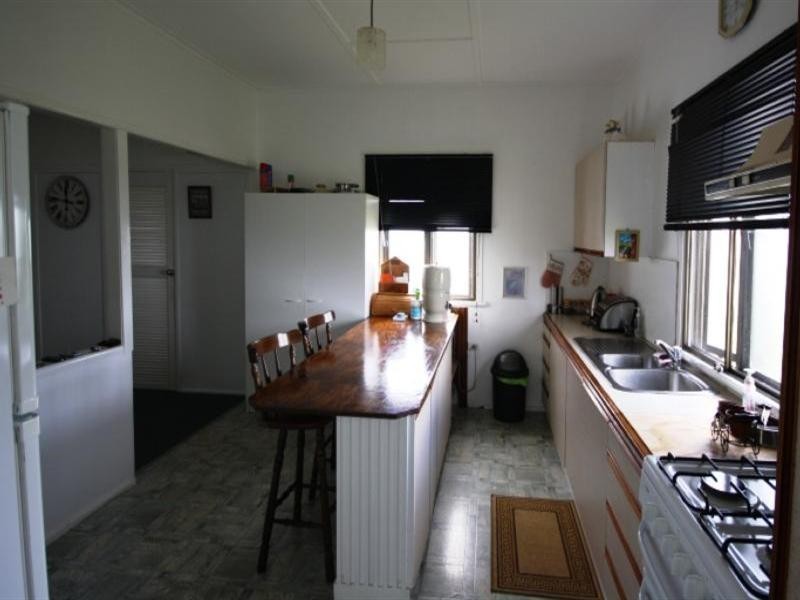 197 Kirklands Rd Deuchar, Warwick QLD 4370