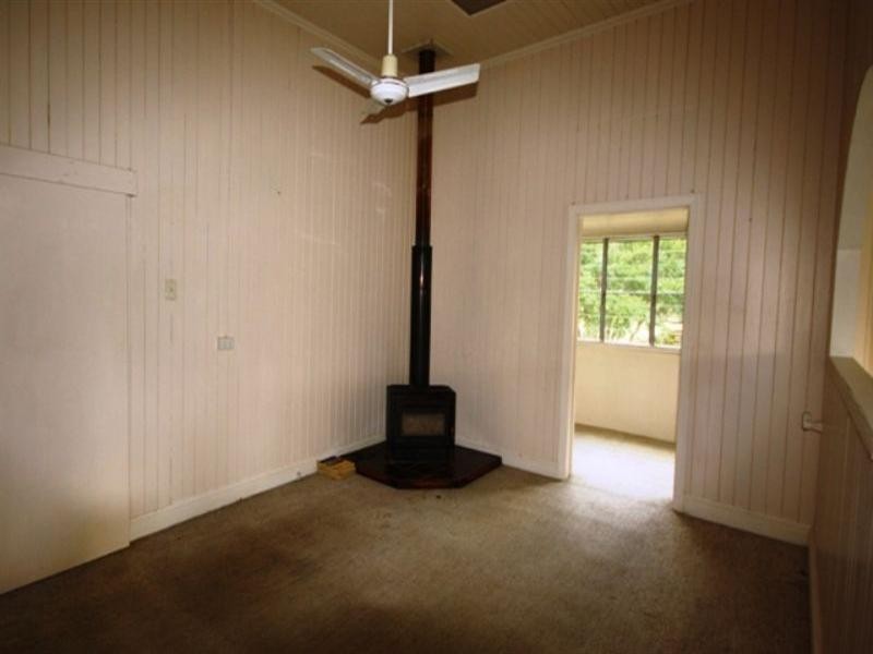 16 Rowland Street, Warwick QLD 4370