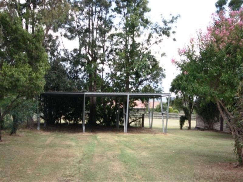 16 Rowland Street, Warwick QLD 4370