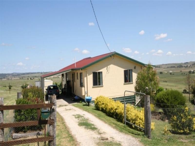 18 Poinsettia Street, Killarney QLD 4373