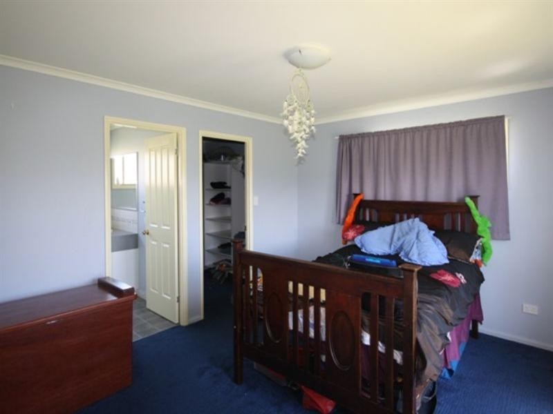 18 Poinsettia Street, Killarney QLD 4373