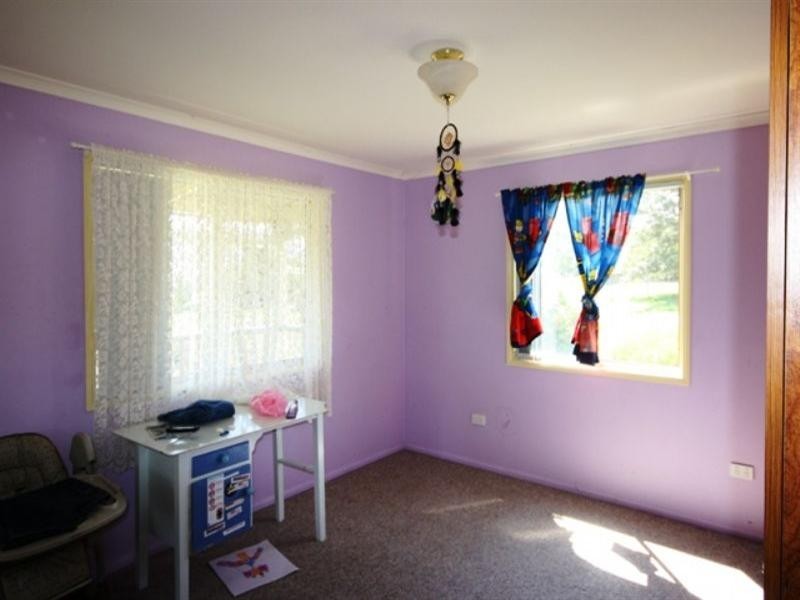 18 Poinsettia Street, Killarney QLD 4373