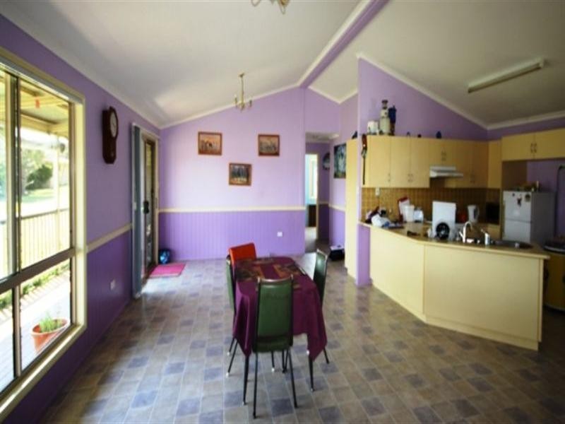 18 Poinsettia Street, Killarney QLD 4373