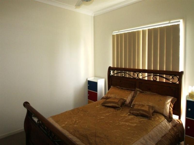 1 and 2/140 Dragon Street, Warwick QLD 4370