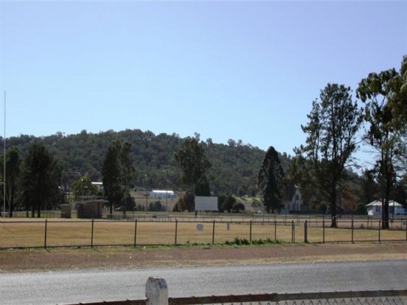 11 Darling Street, Allora QLD 4362