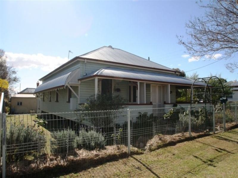 108 Percy Street, Warwick QLD 4370