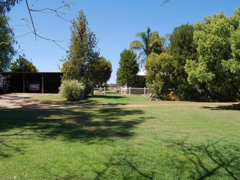 208 Markeys Lane, Yangan QLD 4371