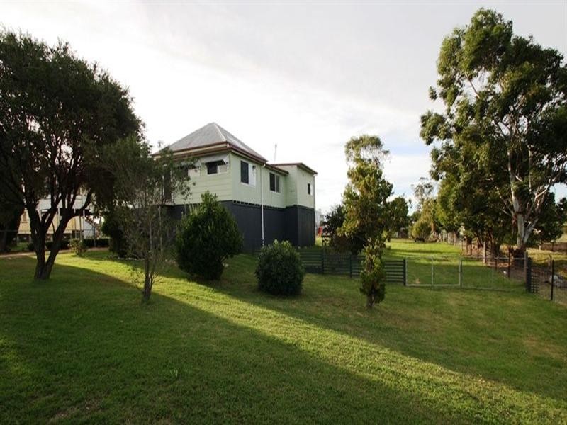 3 Hope Street, Warwick QLD 4370