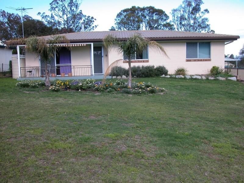 6 Tyrell Street, Warwick QLD 4370