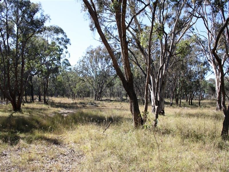 21727 New England Highway, Dalveen QLD 4374