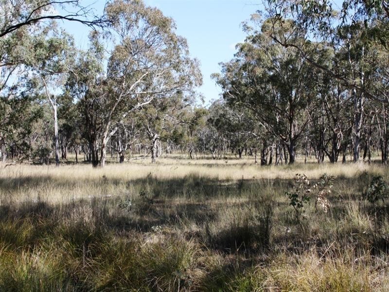 21727 New England Highway, Dalveen QLD 4374