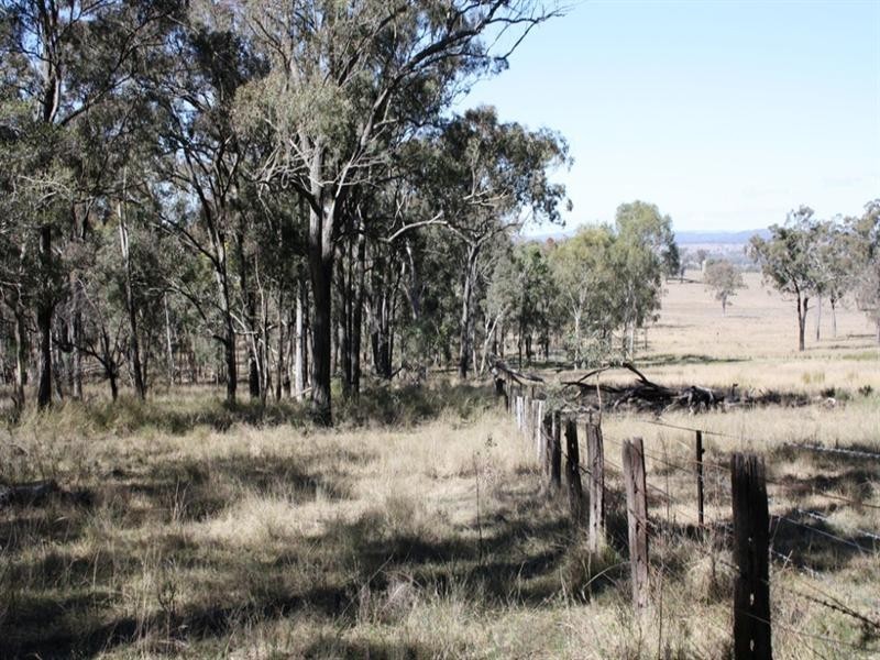 652 Upper Wheatvale Rd, Massie, Warwick QLD 4370